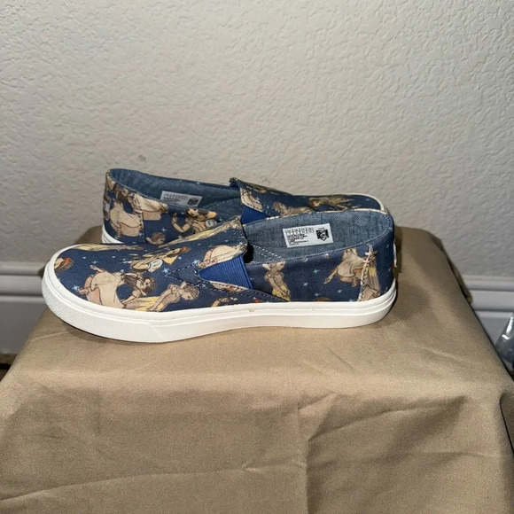 Disney x TOMS Snow White Youth Luca Slip-On Size Y3 - Picture 7 of 10